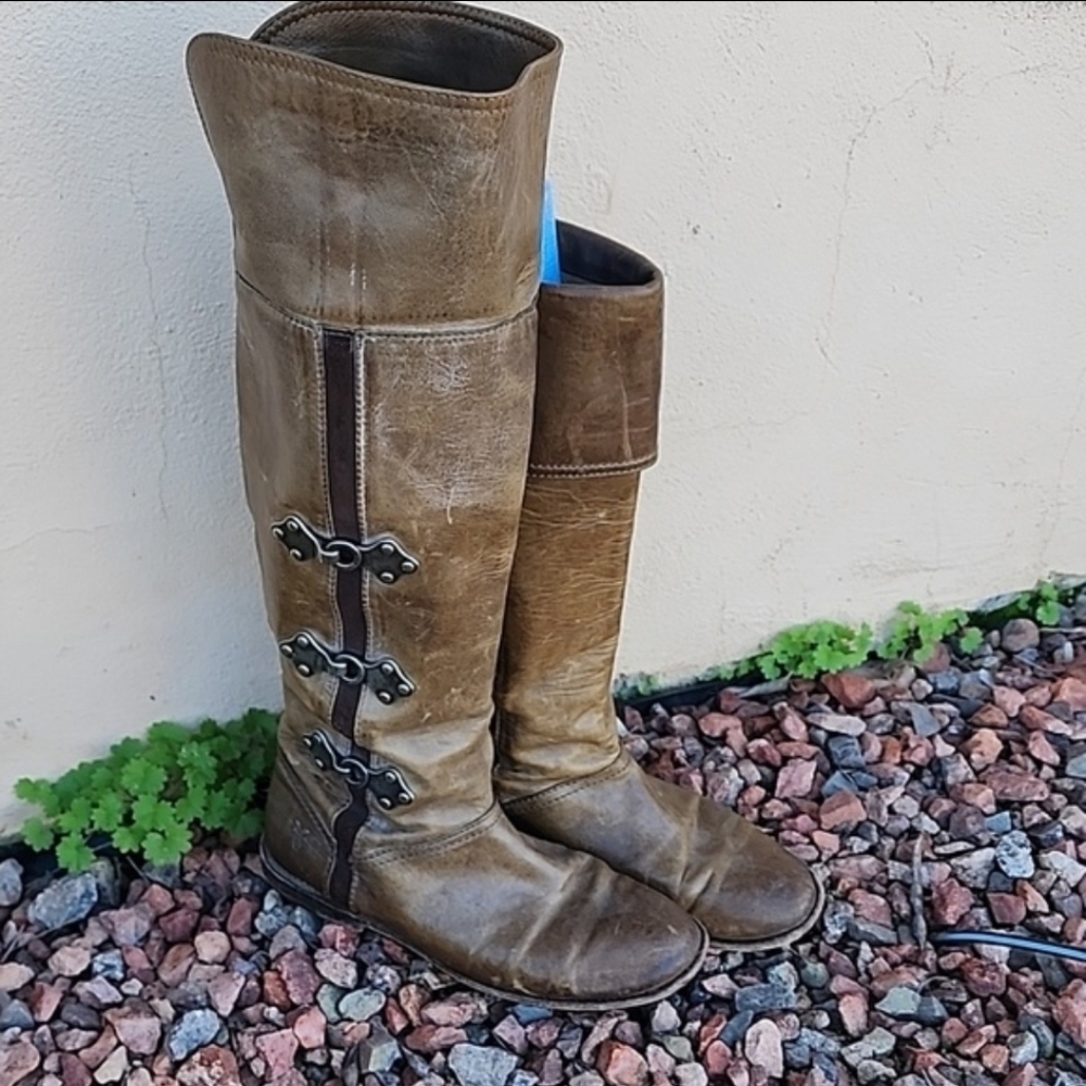FRYE VINTAGE Chestnut Leather Tall Riding Boots 6.5 Harness Buckle OTK Moto - Picture 4 of 16